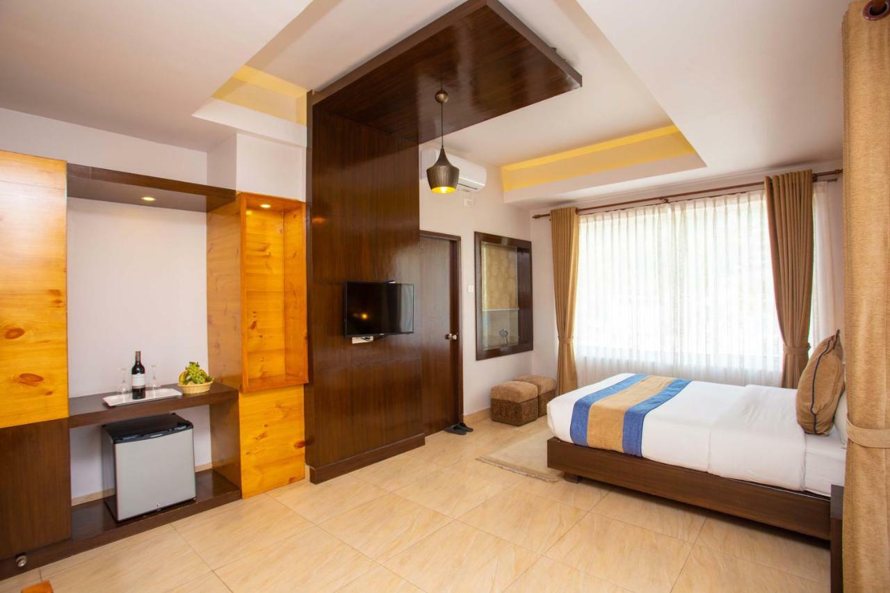 Hotel Lake Paradise Pokhara Exterior foto