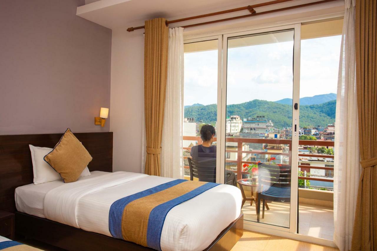 Hotel Lake Paradise Pokhara Exterior foto