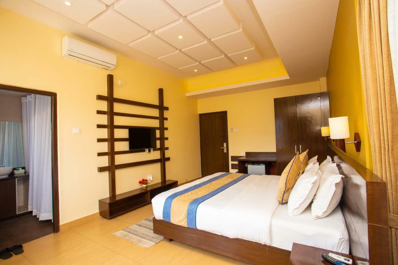 Hotel Lake Paradise Pokhara Exterior foto